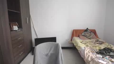 izzy online show from March 6, 6:48 pm