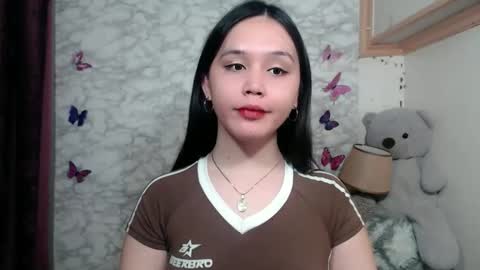 Snapshot of pia_intownx chatting on May 24, 8:03 pm Ms Pia online show from May 24, 8:03 pm