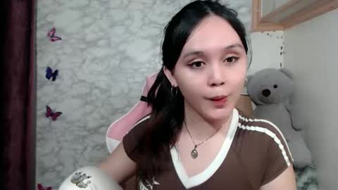 Snapshot of pia_intownx chatting on May 27, 6:10 am Ms Pia online show from May 27, 6:10 am