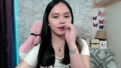 Snapshot of pia_intownx chatting on June 12, 8:08 pm Ms Pia online show from June 12, 8:08 pm
