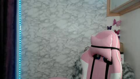 Snapshot of pia_intownx chatting on June 14, 1:13 pm Ms Pia online show from June 14, 1:13 pm