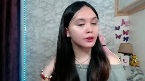 Snapshot of pia_intownx chatting on June 19, 6:18 am Ms Pia online show from June 19, 6:18 am