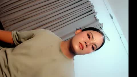 Snapshot of piafucker chatting on June 25, 12:20 pm piafucker online show from June 25, 12:20 pm