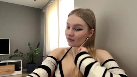 Kristie online show from June 11, 12:08 am