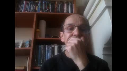 Snapshot of pichoun71 chatting on March 2, 10:24 am pichoun71 online show from March 2, 10:24 am