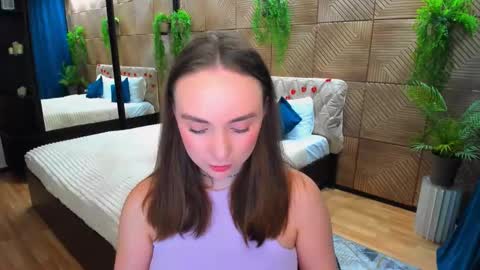 Emelie online show from February 23, 4:15 pm