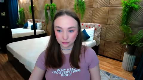 Emelie online show from April 3, 10:13 am