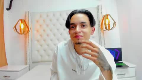 Snapshot of pier_paolo_pasolinny chatting on June 11, 10:08 pm Pier Paolo online show from June 11, 10:08 pm