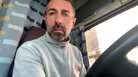 Snapshot of pierotu chatting on October 8, 10:46 am pierotu online show from October 8, 10:46 am