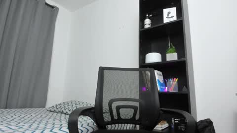 Pierre online show from February 16, 12:41 am