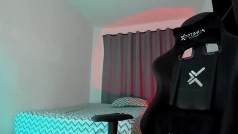 Pierre online show from December 16, 12:37 am