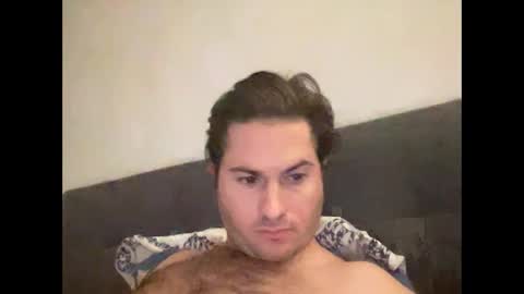 Snapshot of pierrot462900 chatting on January 18, 10:06 pm pierrot462900 online show from January 18, 10:06 pm