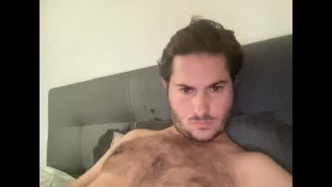 Snapshot of pierrot462900 chatting on October 9, 1:31 pm pierrot462900 online show from October 9, 1:31 pm