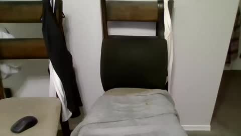 pigdaddy99 online show from September 15, 1:55 pm