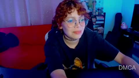 Snapshot of piixiie_d_oll chatting on July 31, 2:55 am Andrea G online show from July 31, 2:55 am