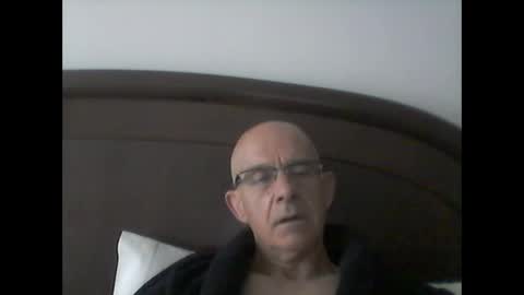 pikuz47 online show from March 18, 7:44 am