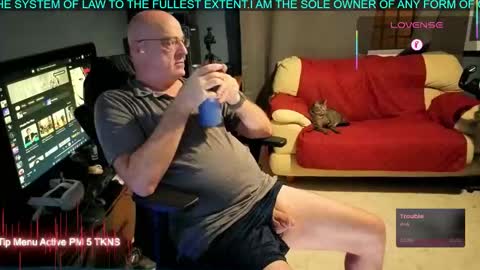 Snapshot of pilot_dave_69 chatting on September 21, 2:57 am Dave online show from September 21, 2:57 am