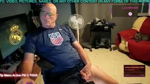 Snapshot of pilot_dave_69 chatting on September 24, 3:10 am Dave online show from September 24, 3:10 am