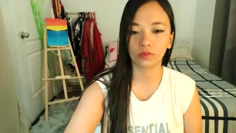 Snapshot of pinay_beauty14 chatting on May 27, 12:18 am pinay beauty14 online show from May 27, 12:18 am