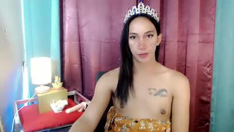 lucyLove online show from April 29, 2:04 am