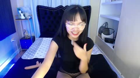 dee online show from December 26, 5:51 pm