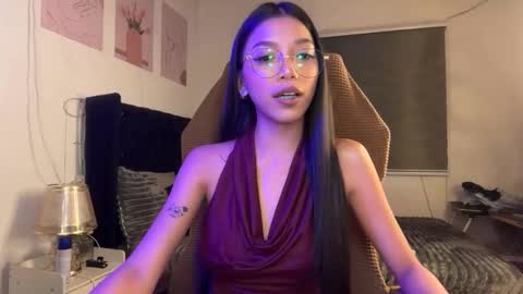 TINA online show from May 5, 11:40 am
