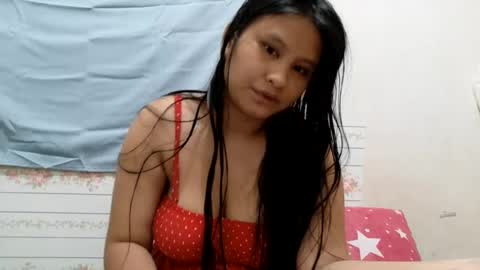 Snapshot of pinaybigboobs_69 chatting on July 27, 5:25 am just call me rose online show from July 27, 5:25 am