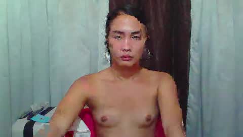 Snapshot of pinaycutie_jilian chatting on September 18, 12:12 am jilian  online show from September 18, 12:12 am