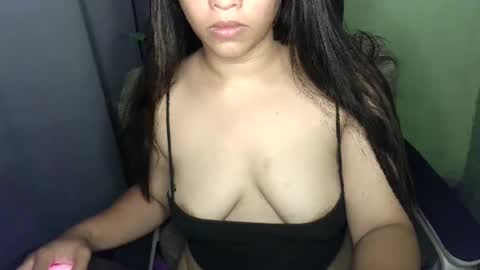 Snapshot of pinayhottie0028 chatting on May 18, 4:07 am PinayHottie online show from May 18, 4:07 am