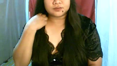 pinayjona online show from May 11, 12:11 pm