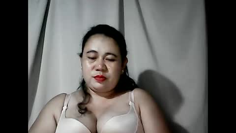 Snapshot of pinaymama12345 chatting on April 8, 3:34 pm pinaymama12345 online show from April 8, 3:34 pm