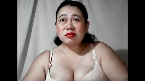 Snapshot of pinaymama12345 chatting on April 27, 10:08 pm pinaymama12345 online show from April 27, 10:08 pm