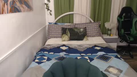 Snapshot of pinaymistress1983 chatting on March 14, 4:40 am PnayMistress1983 online show from March 14, 4:40 am