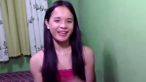 pinaymorena_rhowe online show from December 26, 10:16 am