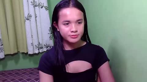 pinaymorena_rhowe online show from January 9, 6:06 am