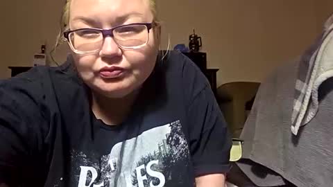 Snapshot of pincheguera chatting on March 1, 5:26 pm pincheguera online show from March 1, 5:26 pm