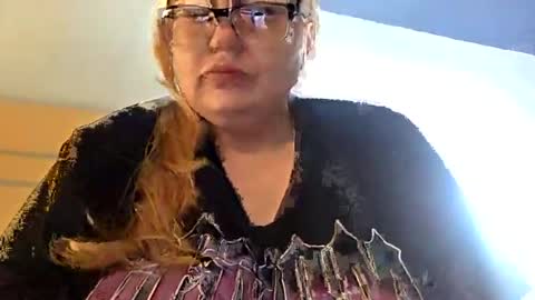 Snapshot of pincheguera chatting on July 5, 2:07 am pincheguera online show from July 5, 2:07 am