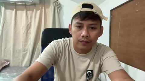 Snapshot of pingkoy0517 chatting on February 9, 4:38 am pingkoy0517 online show from February 9, 4:38 am