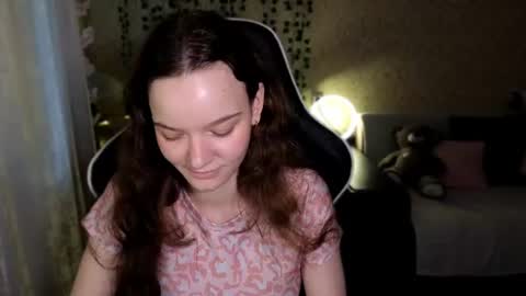 Snapshot of pink__sun chatting on June 26, 2:49 am Stephanie online show from June 26, 2:49 am
