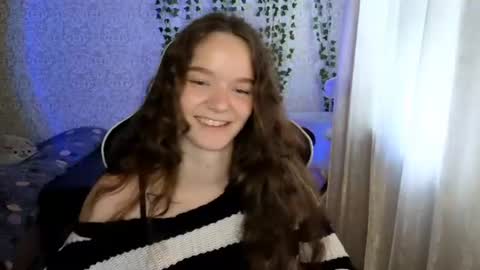 Snapshot of pink__sun chatting on August 7, 6:04 am Stephanie online show from August 7, 6:04 am