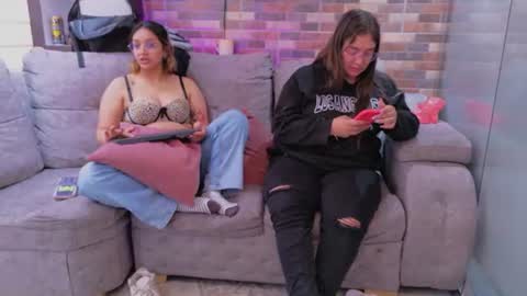 Snapshot of pink_as chatting on June 30, 6:20 pm pink_as online show from June 30, 6:20 pm