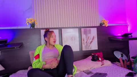 Snapshot of pink_as chatting on July 9, 1:53 am pink_as online show from July 9, 1:53 am