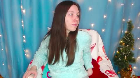 Snapshot of pink_pikachu_ chatting on January 2, 7:18 pm Pikachu pika online show from January 2, 7:18 pm