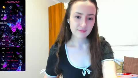 Snapshot of pink_soda33 chatting on May 30, 4:42 am pink_soda33 online show from May 30, 4:42 am