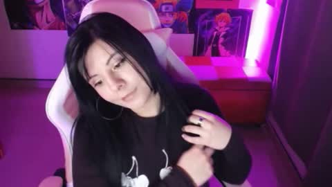 pink_yuii online show from February 9, 11:20 pm