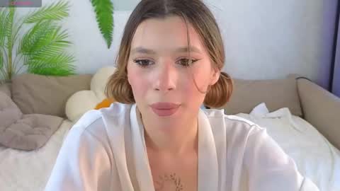 Adele online show from February 18, 9:16 am