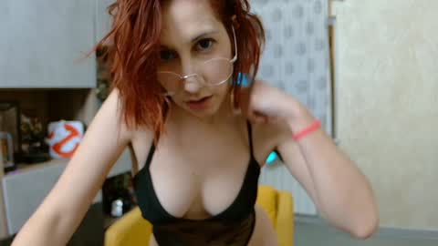 Snapshot of pinkandy chatting on November 7, 10:21 pm PinKandy online show from November 7, 10:21 pm