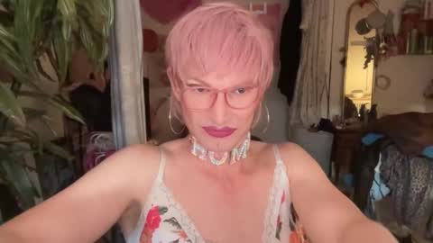 pinkfag online show from March 2, 4:14 pm