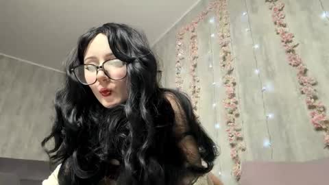 Snapshot of pinkfondness chatting on March 6, 10:17 pm Genee online show from March 6, 10:17 pm