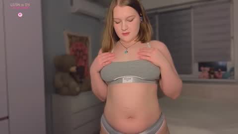 pinkiep1e online show from January 15, 12:15 am